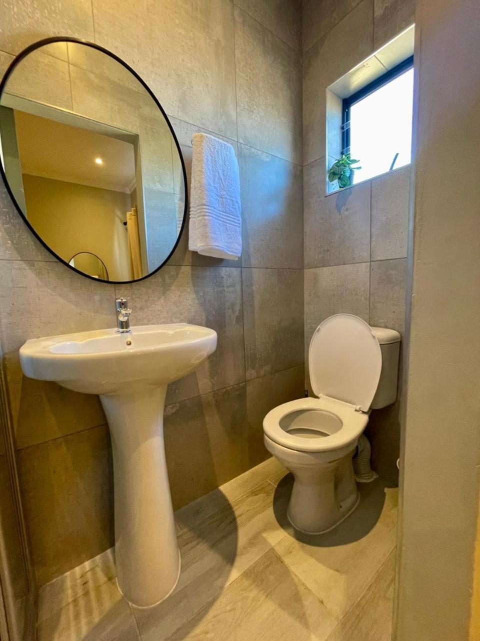 Tehillah On Boom Apartment Bothasig Ngoại thất bức ảnh